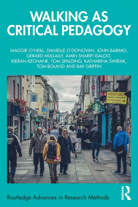WALKING AS CRITICAL PEDAGOGY