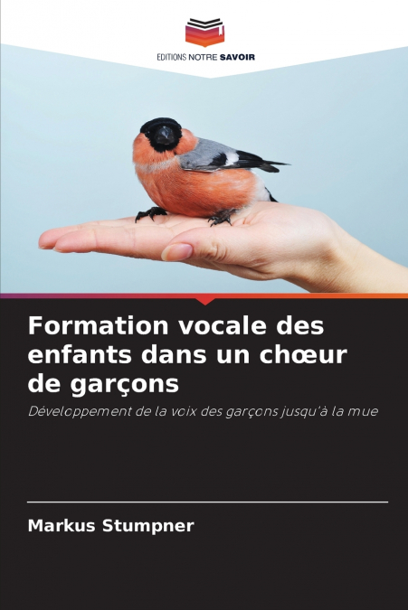 Formation vocale des enfants dans un chœur de garçons