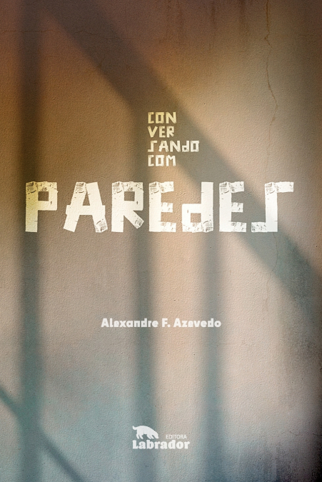 Conversando com paredes